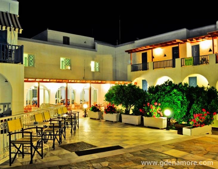 Hotel Polos 3* Paros